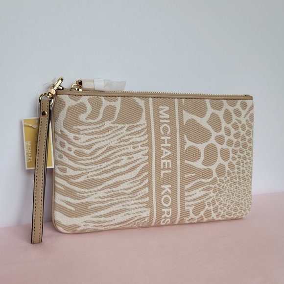 MICHAEL KORS Jet Set Charm Signature Logo Wristlet/Pouch- Camel Multi ⭐ - Picture 2 of 16